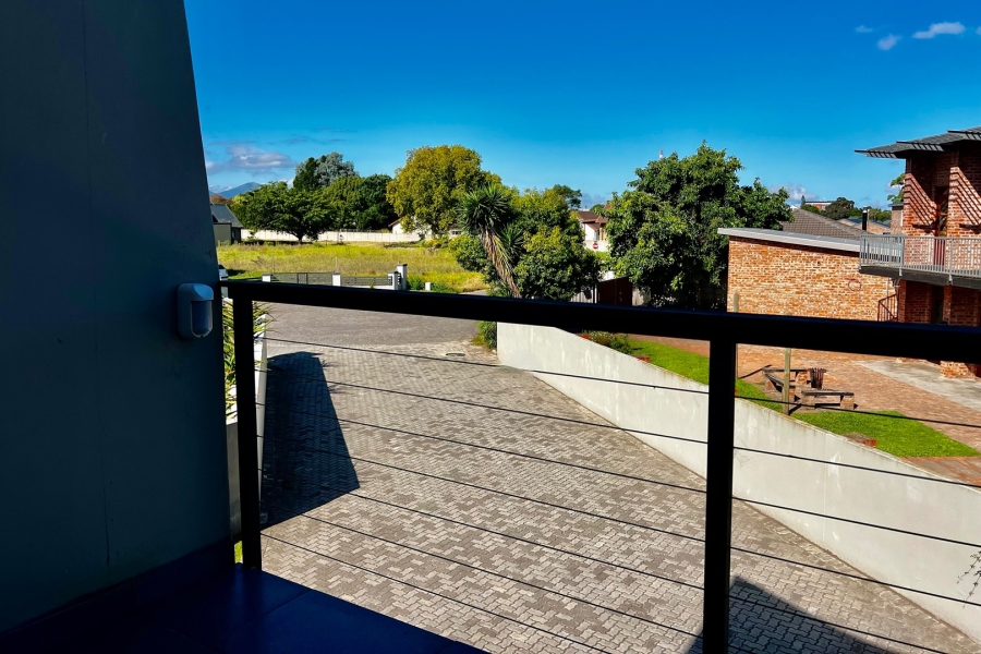 3 Bedroom Property for Sale in Highlands Western Cape